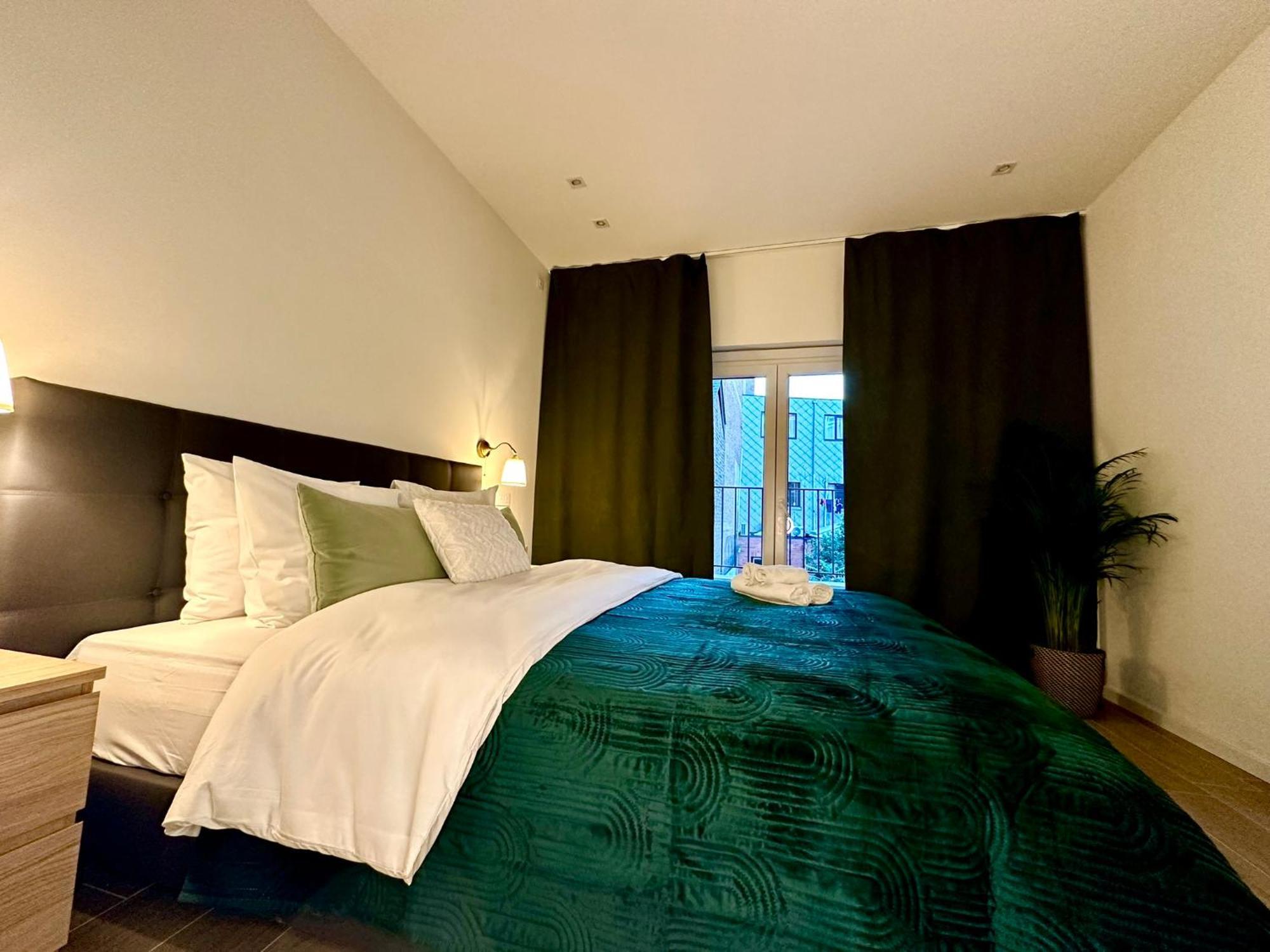 Luxury Suites Park By Rikas Hotels Amberes Exterior foto